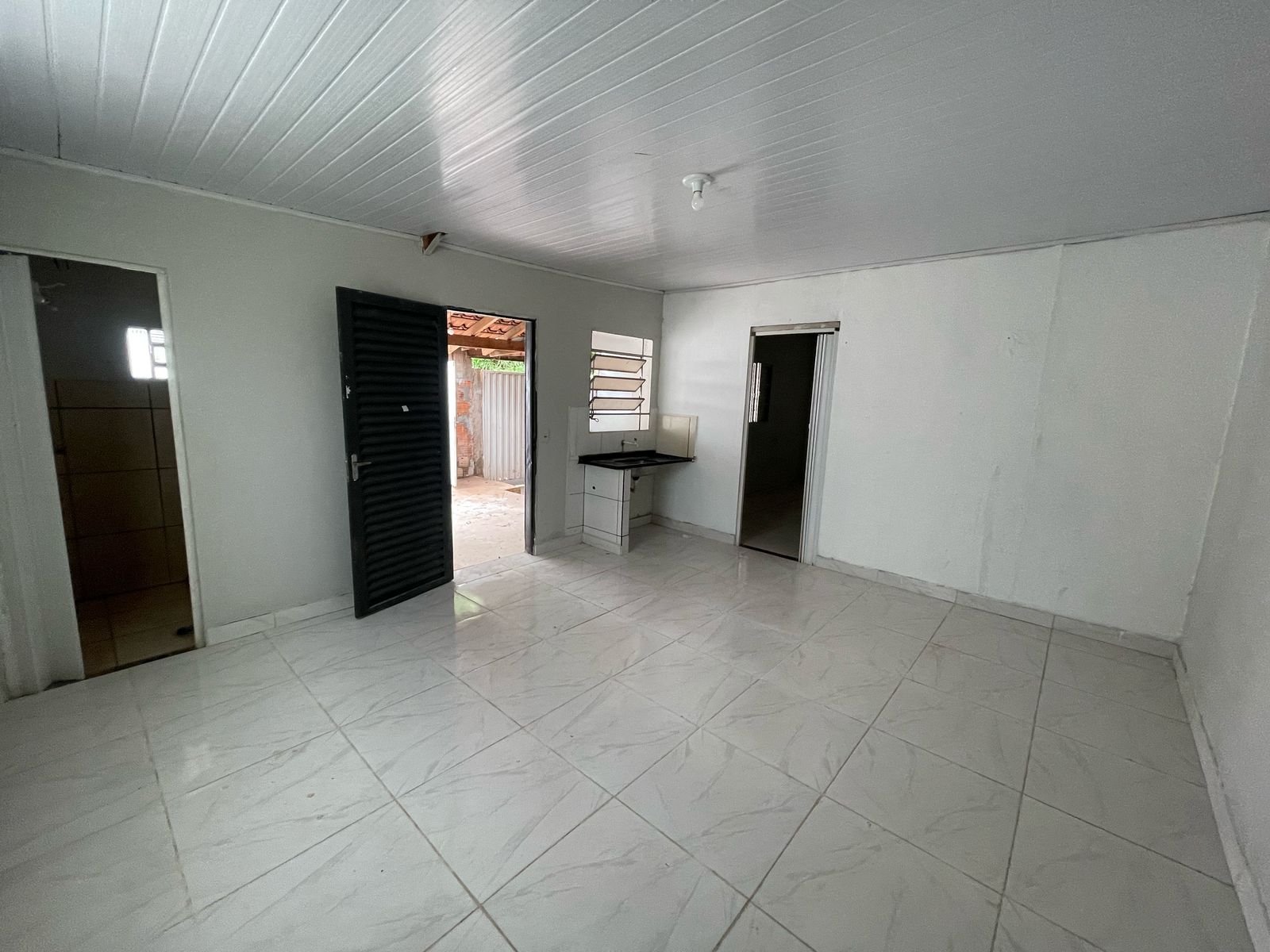 aluga-se imóvel em Araranguá. no bairro Junqueira de Andrade