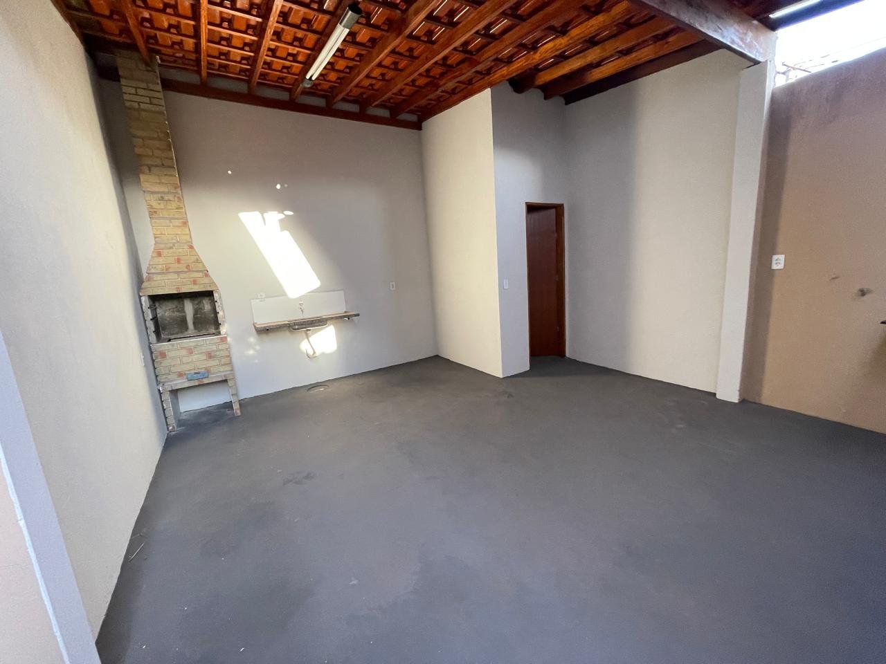 vende-se casa em aracangua.no bairro santa clara